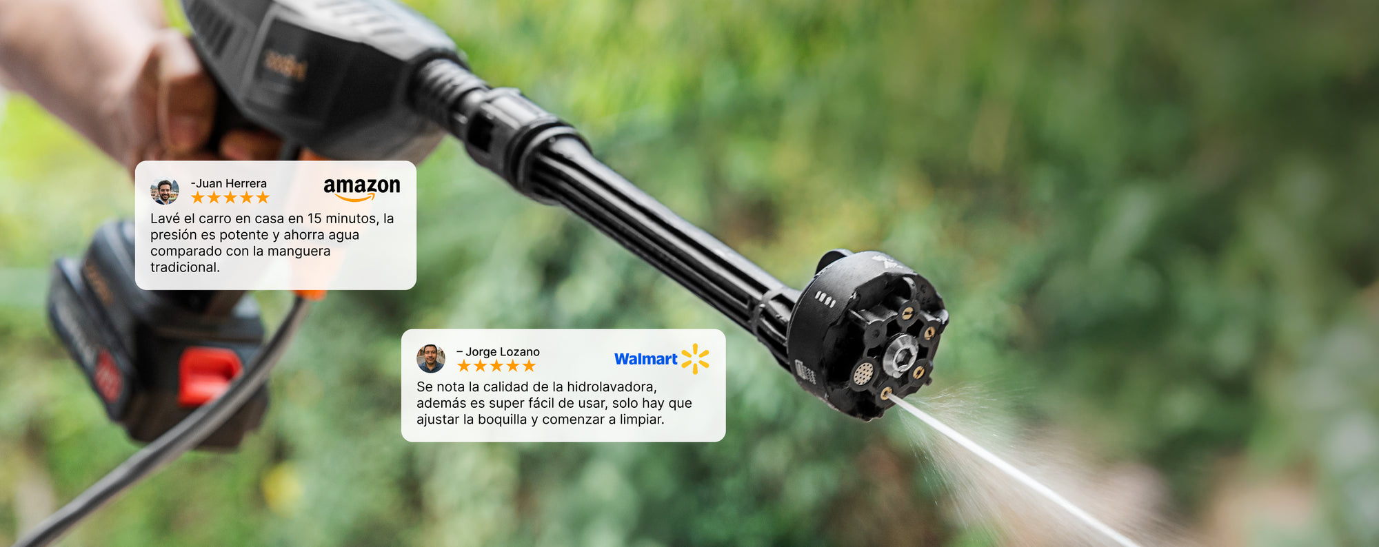Hidrolavadora portátil Inbogo en uso con reseñas de clientes, ideal para lavar autos, terrazas o jardines rápidamente.