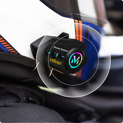 Intercomunicador Inbogo conectado por Bluetooth reproduciendo música